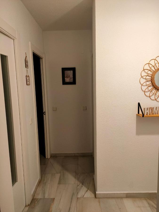 El Barquito Del Abuelo Apartment Malaga Exterior photo